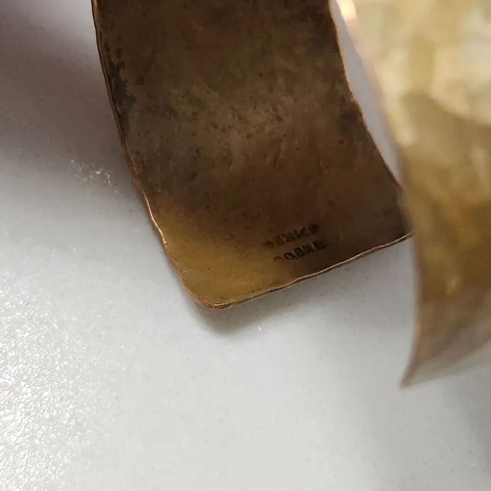 1970s Mexico Cobre Hammered Copper Cuff Bracelet 1